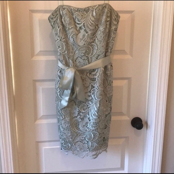 Dress - Picture 1 of 3